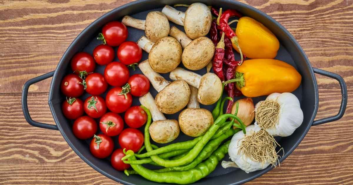 A pan filled with assorted vegetables