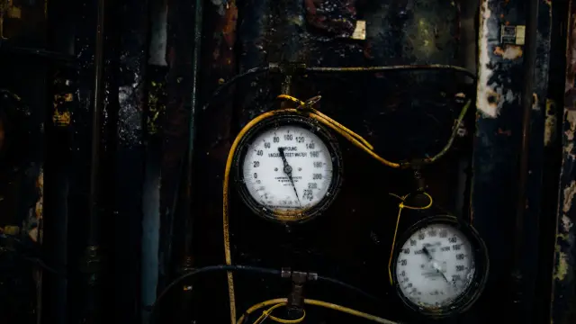 Pressure gauges